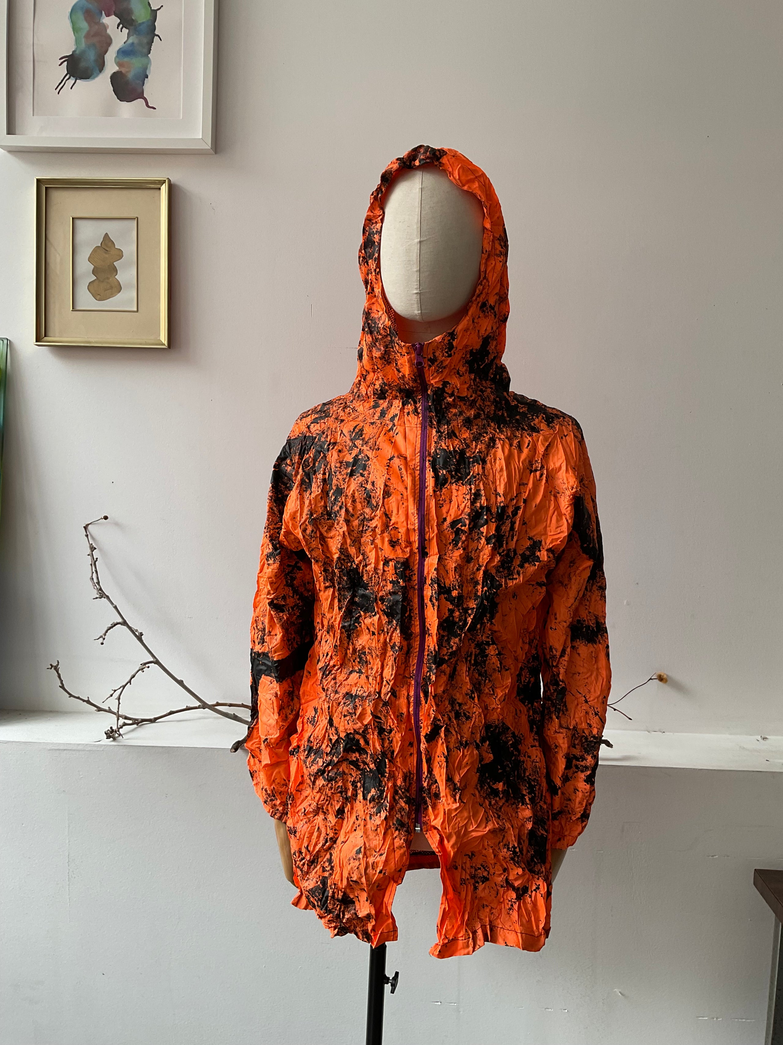 Jacket Rugas 002 mancha negra .